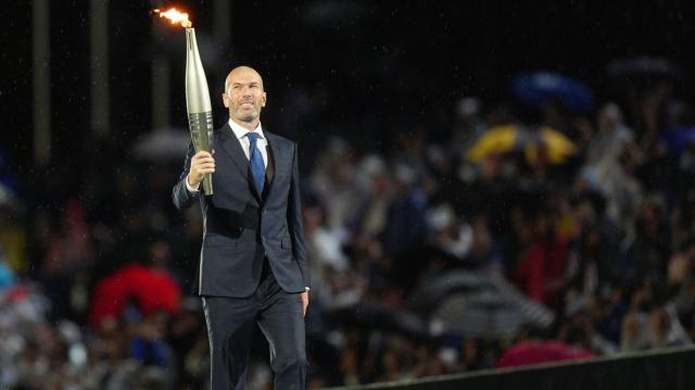 Kaiyun Sports-法足协2026后寻德尚接班人，民选齐祖非唯一候选