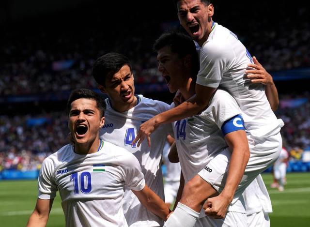 Kaiyun Sports-亚洲男足巴黎奥运惊艳首秀 三队均有尖子生坐镇