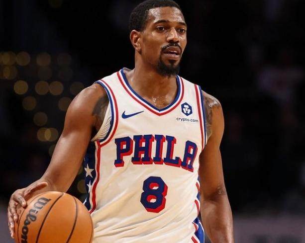 登录入口-勇士过渡期步步维艰 库里甘心接受平庸和陨落吗？