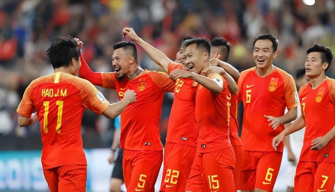 同样是落选U23国足，为何朱鹏宇能补招进国家队，依木兰却不能